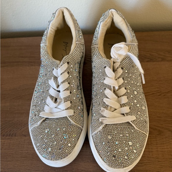 Betsey Johnson Sneakers 🪩 - Picture 4 of 5